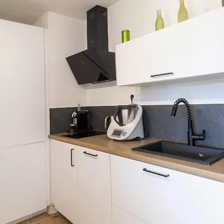 Horizon Bleu Daire Cassis